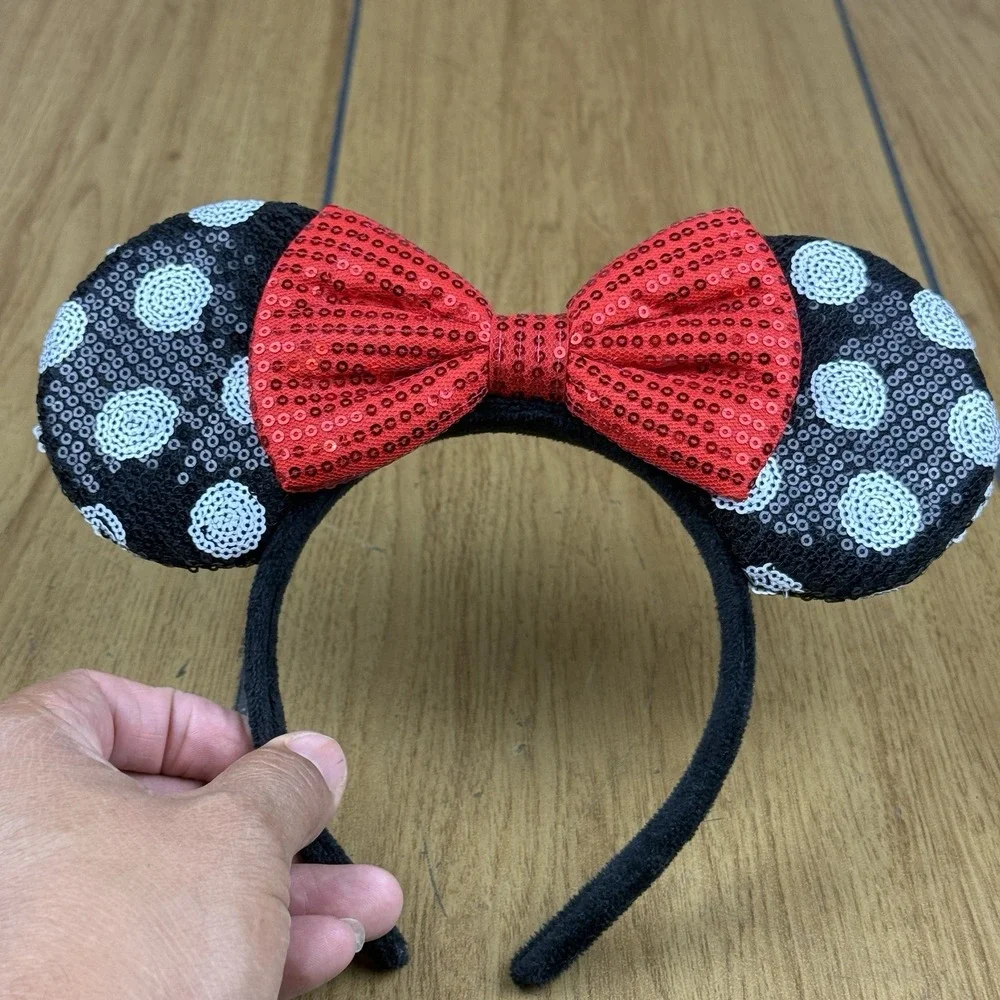 Disney Parks‎ Minnie Mouse Classic Red Polka Dot Bow Black Ears Sequin Headband